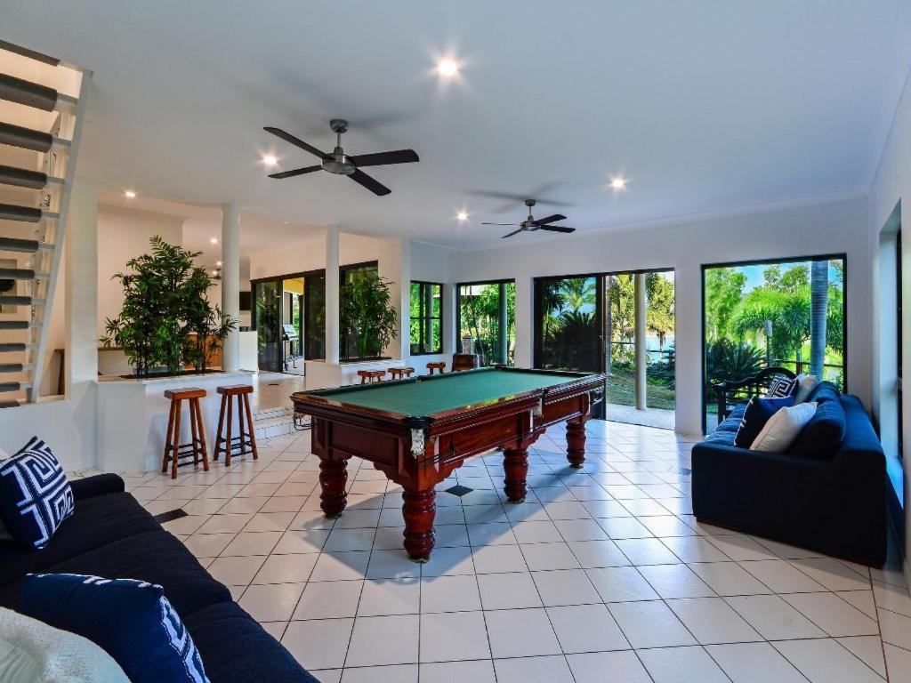 The Palms On Hamilton Island Villa ภายนอก รูปภาพ